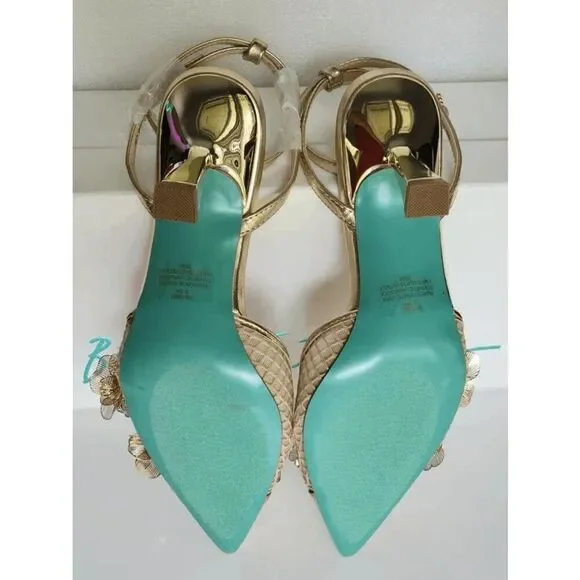 ✨ BETSEY JOHNSON Carli Gold Flower Ornament Pumps MSRP $139 SIZE 6,5 NEW IN BOX - Picture 10 of 17